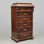 1400 3372 CHEST OF DRAWERS